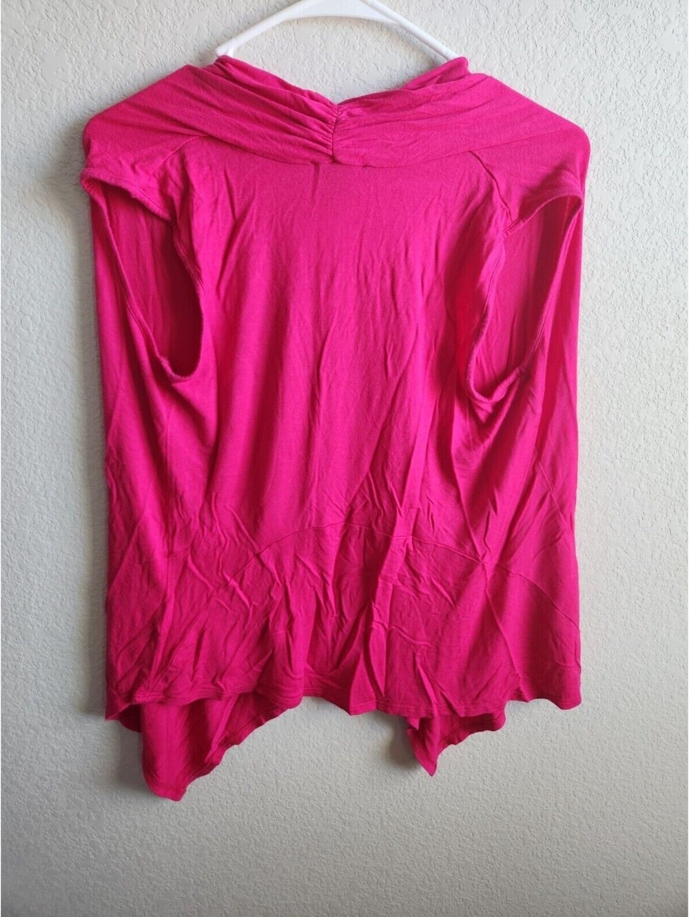 Melissa Paige Womens Sz S Hot Pink V Neck Sleeveless Draped Blouse - Picture 3 of 3